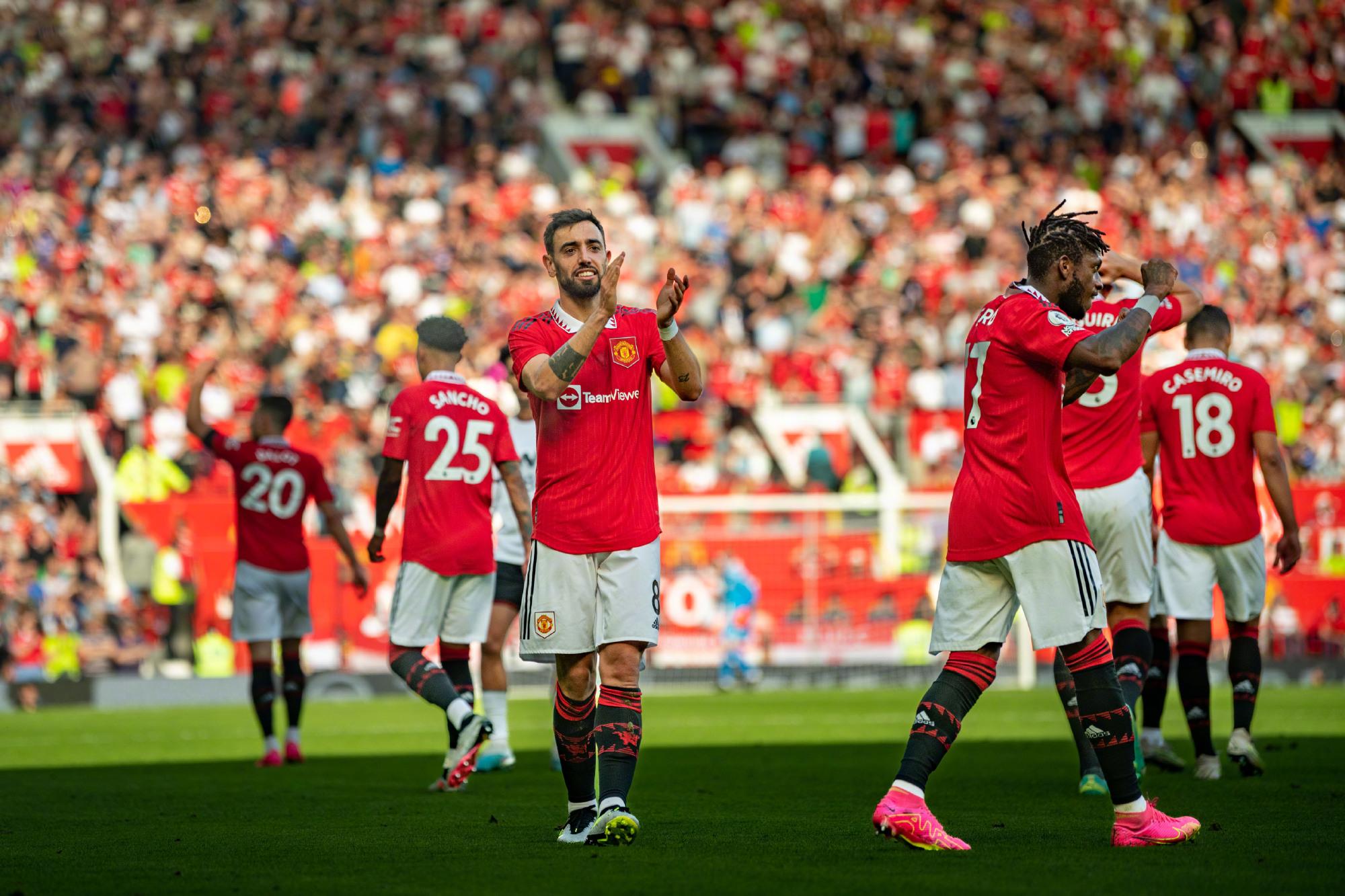 他曾在多个 他曾在多个